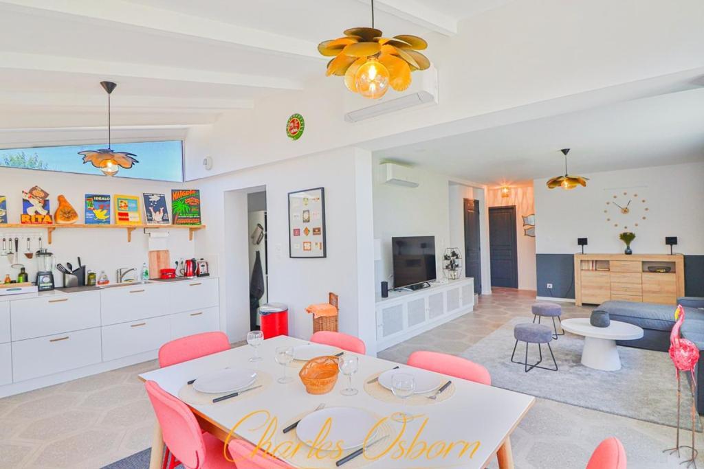 Villa Des Tamaris, Villa 5* En Bord De Mer. 프롱티냥 외부 사진